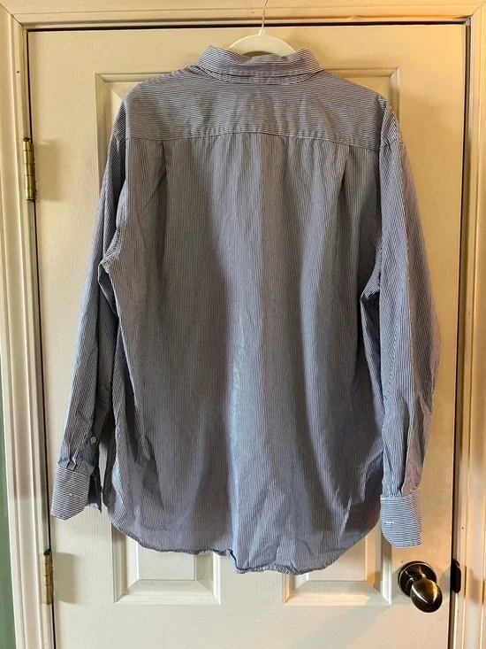 Izod Men's Light Blue Striped Button-Down Shirt - Picture 3 of 3